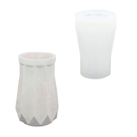 End vessel and mould side by side